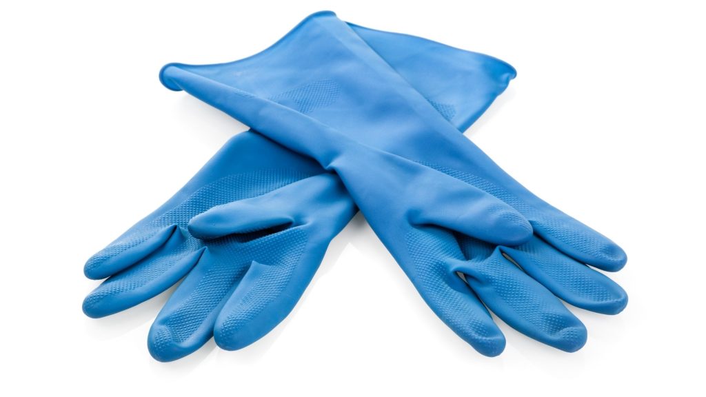 Use rubber gloves to remove pet Hair from your Car
