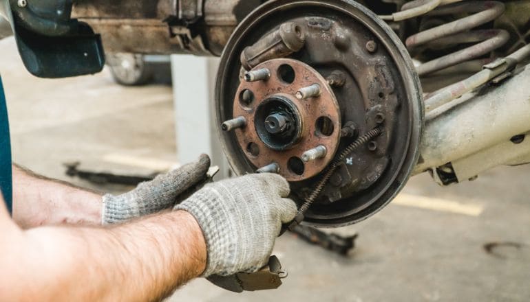 reasons why car shakes when braking